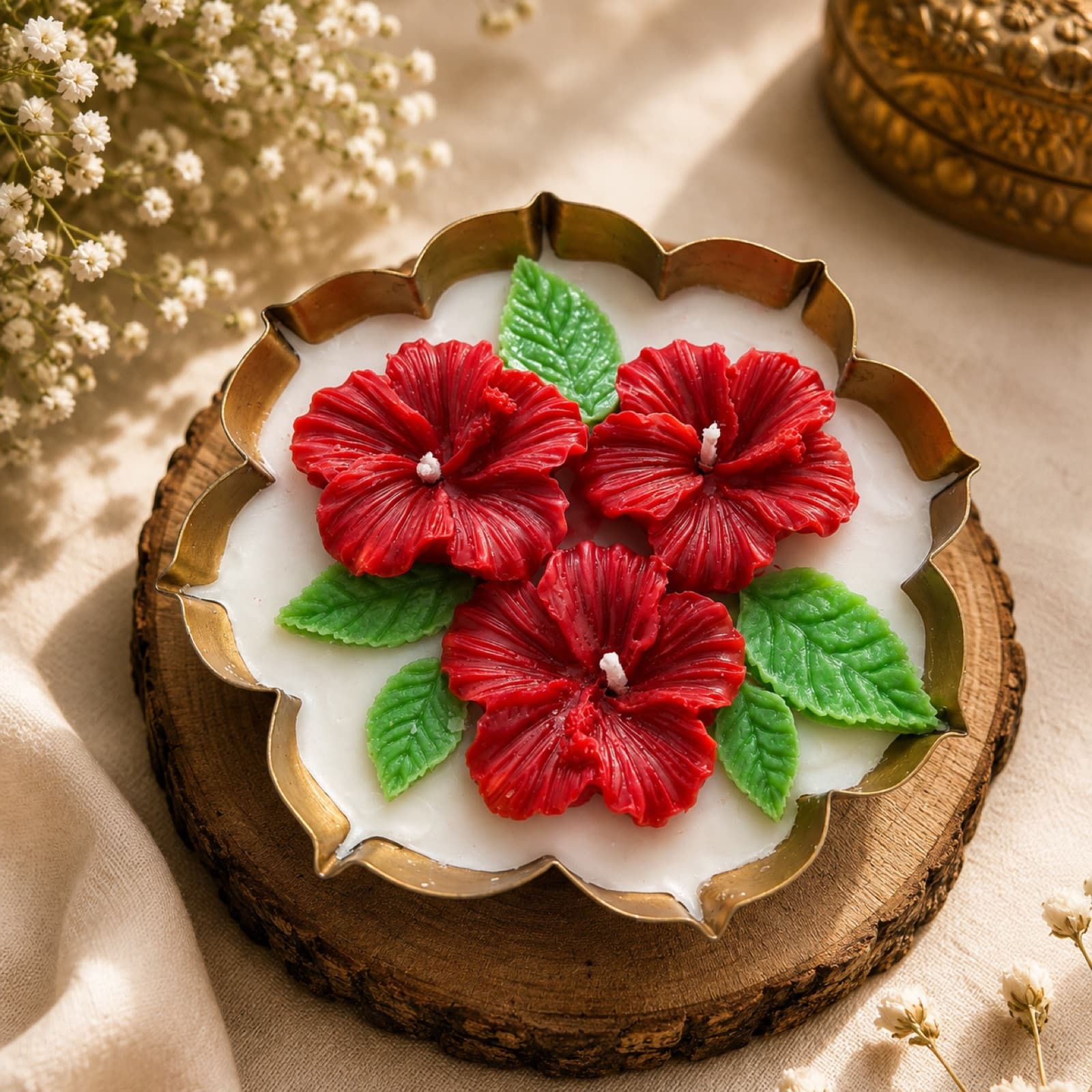 Hibiscus Urli Candle